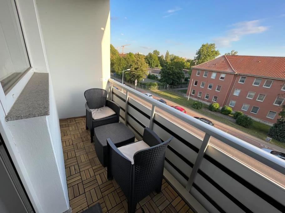 Modernes Apartment/Naehe Zentrum Maagdenburg Buitenkant foto